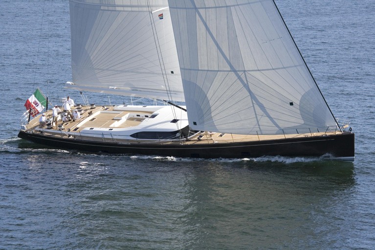 far and wide sailing yacht